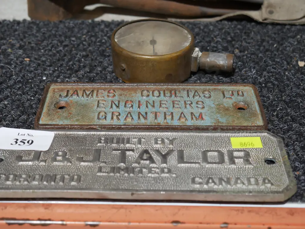 Plaques , gauge Image 1++