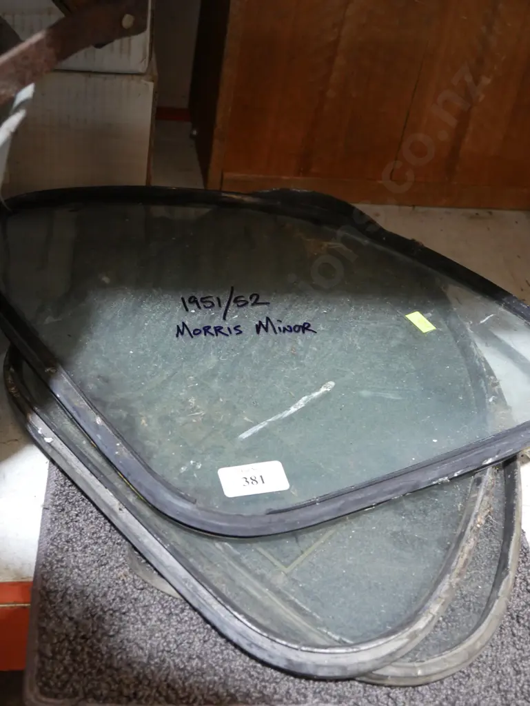 Morris minor windows Image 1++