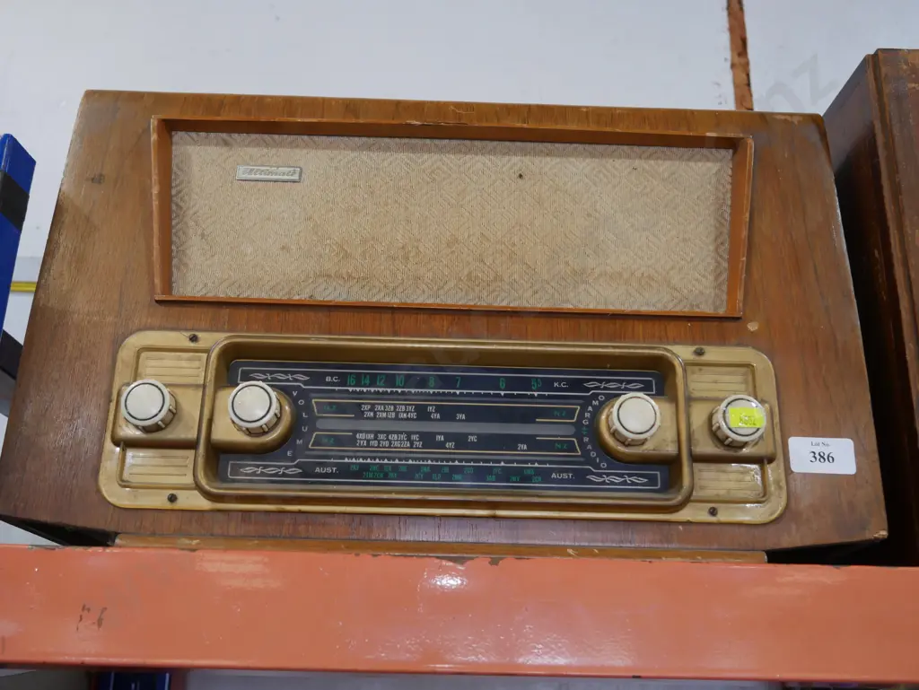 Vintage radio Image 1++