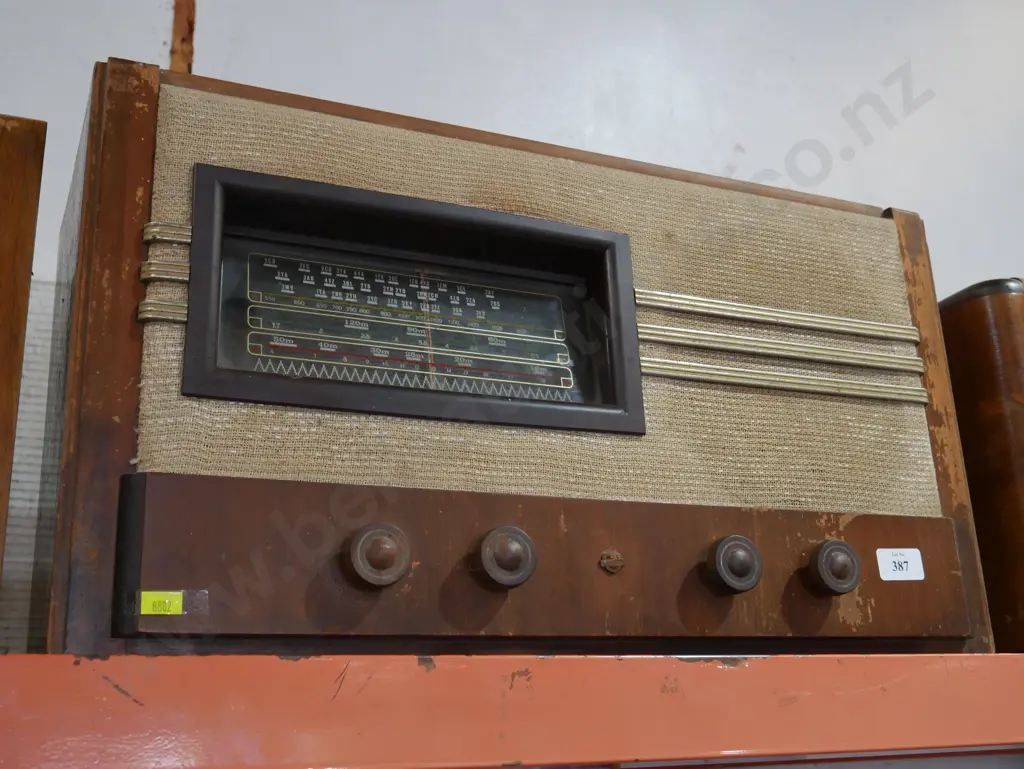 Vintage radio Image 1++