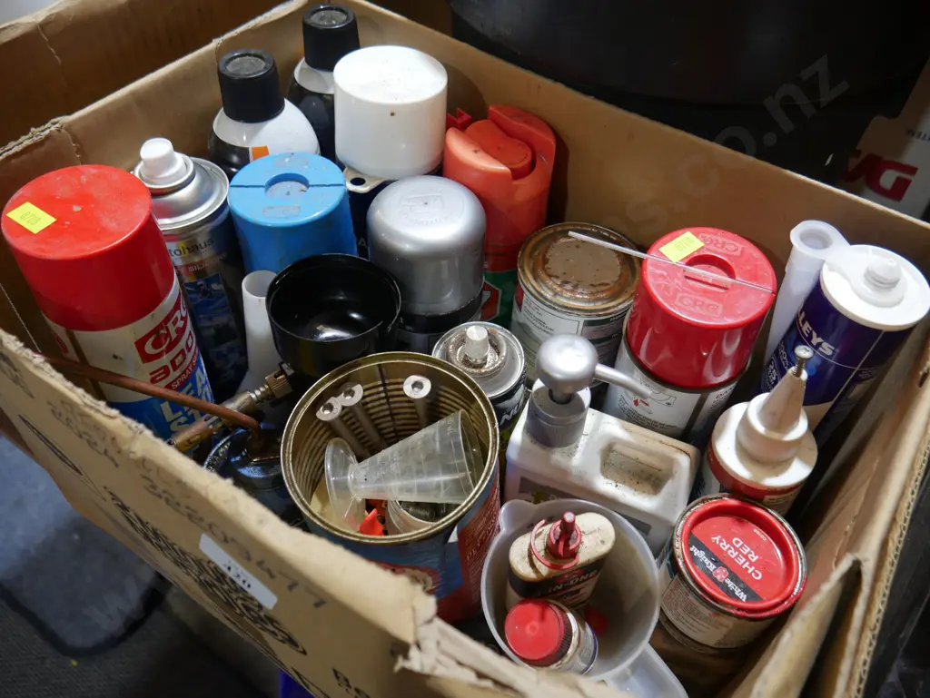 Assorted sprays etc Image 1++