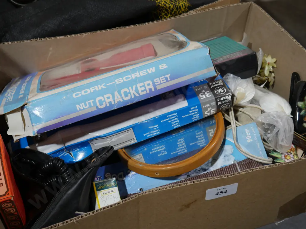 Box of sundries Image 1++