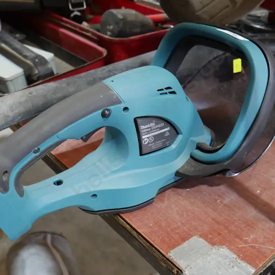 Makita hedge trimmer