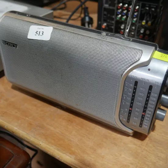 Sony 3 band radio