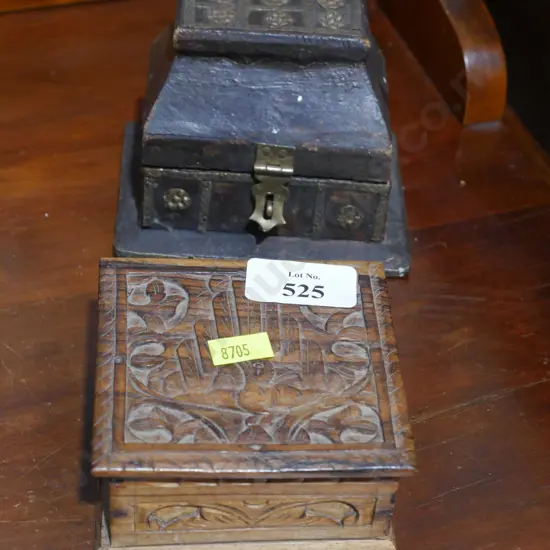 2 small wooden boxes