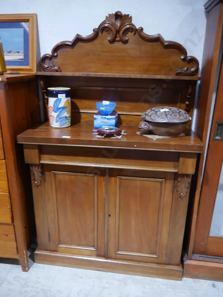 Chiffonier side board Image 1++