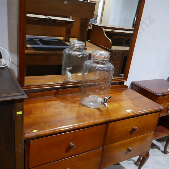 Mirror back Dutchess