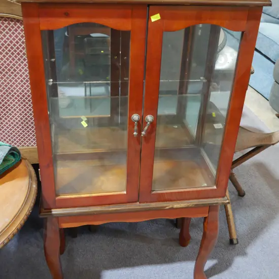 Display cabinet