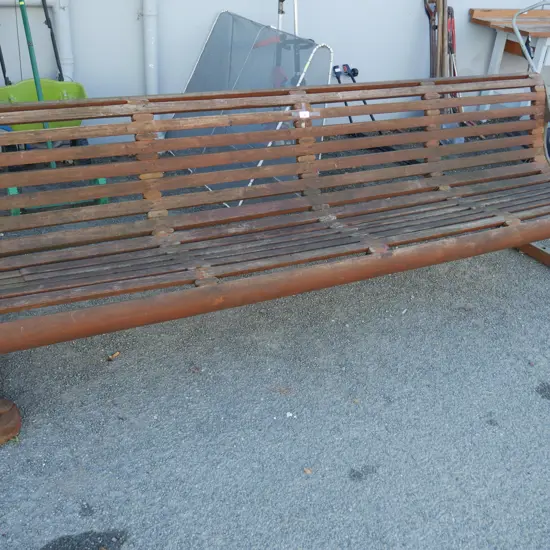 Outdoor garden bench seat