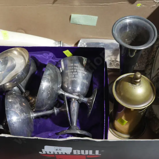 Cake slice, mugs, etc