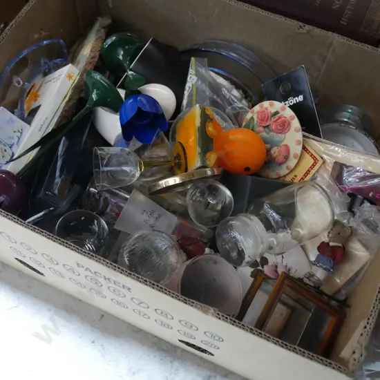 Sundries 2 boxes mugs, glasses