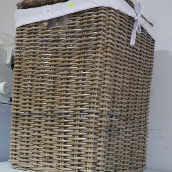 Laundry basket