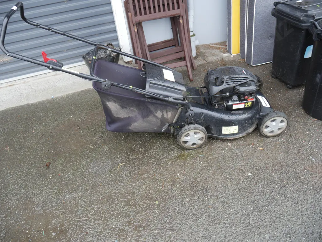 Mowmaster lawnmower Image 1++