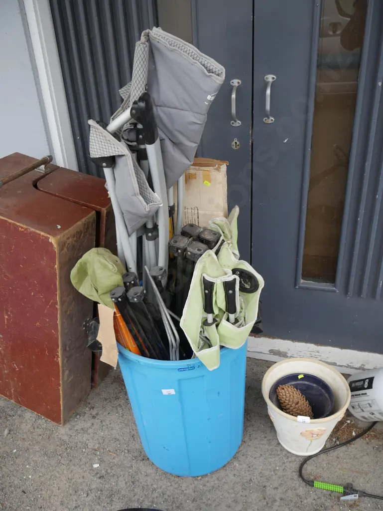 Camp chairs etc Image 1++