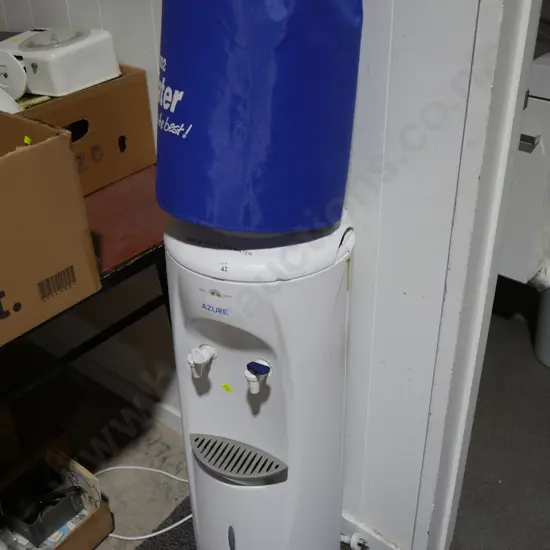 Water dispenser
