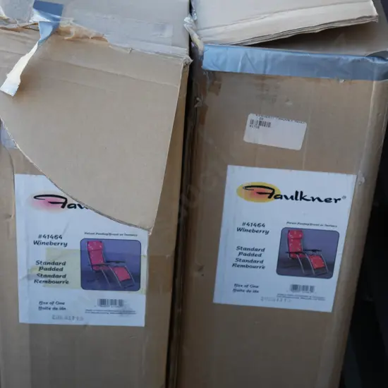 2 outdoor sunloungers