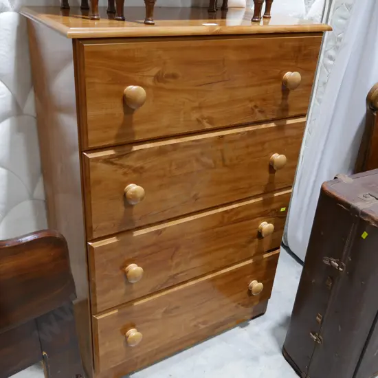 Chest of drawers