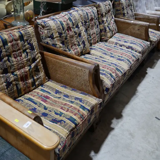 Bergere lounge suite