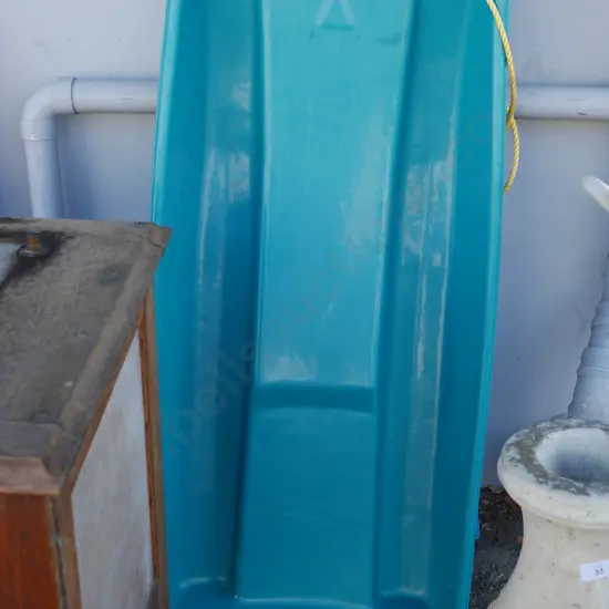Taboggan (plastic)
