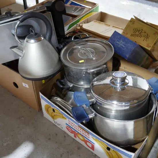 Pots and pans X2 boxes
