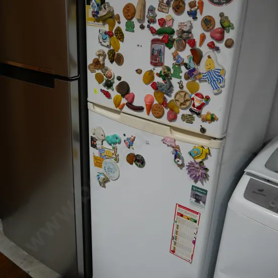 Fridge freezer