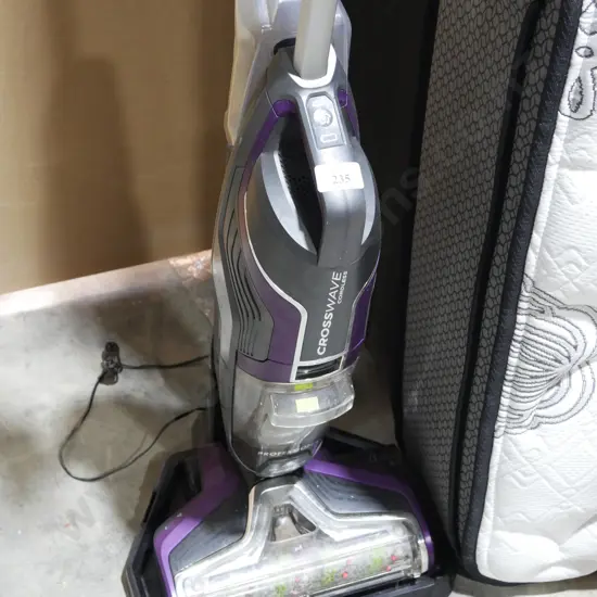 Stick vacuum