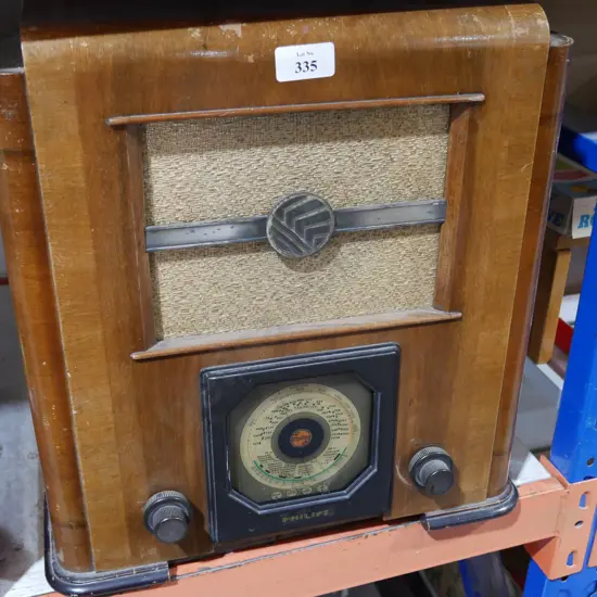 Valve radio