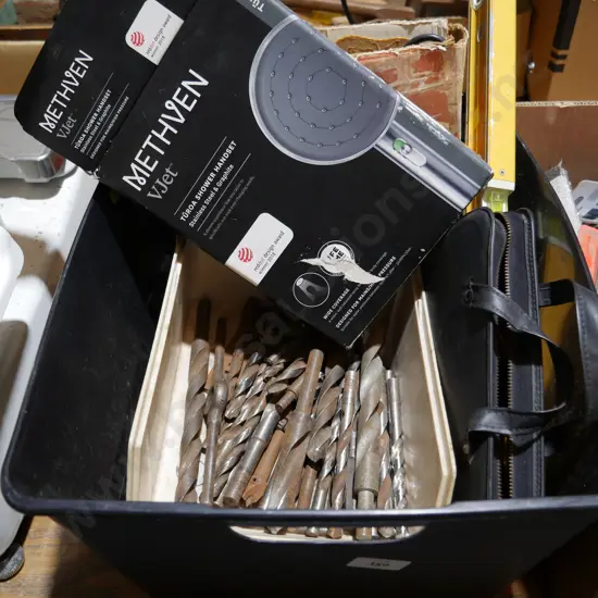 Drill bits level screwdrivers