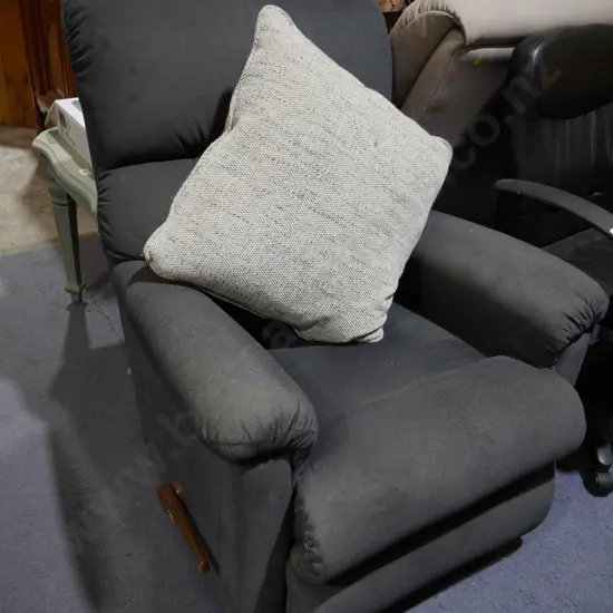 Lazyboy recliner