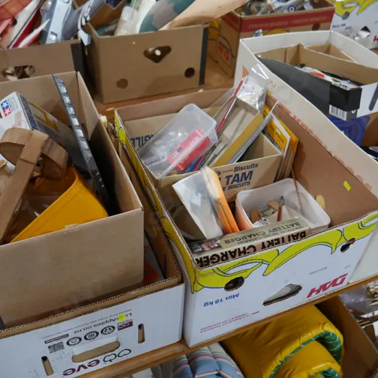 Modelling supplies 4 bxs