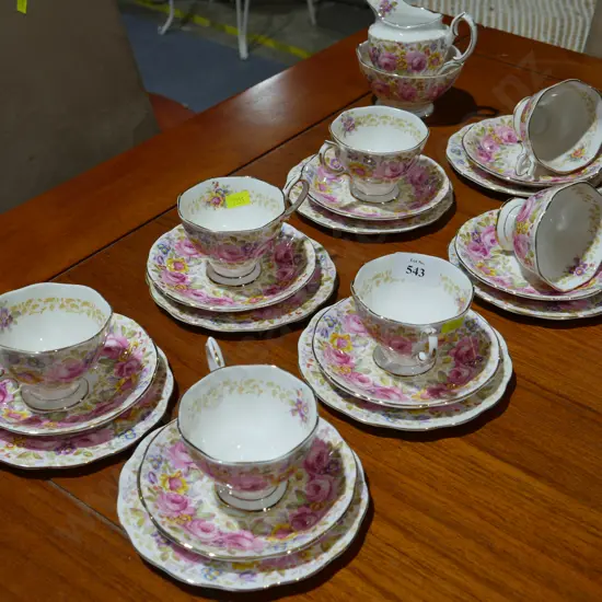 R Albert teaset Serena