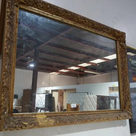Gilt frame mirror