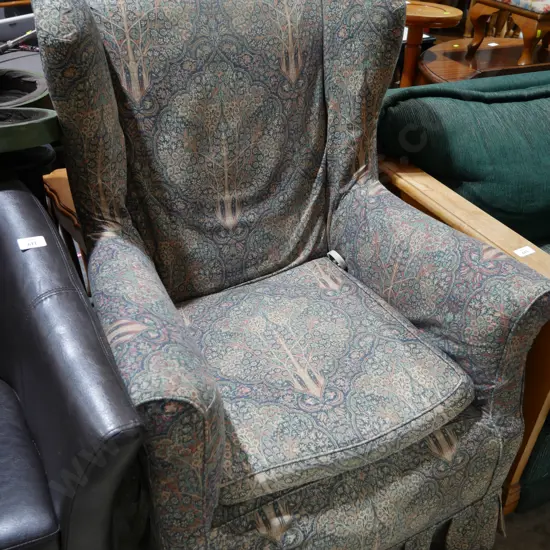 Wing chair