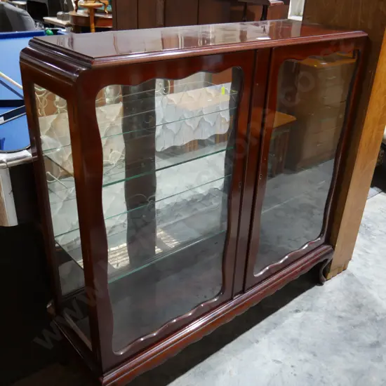 Display cabinet