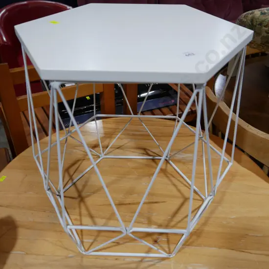 Wire  table