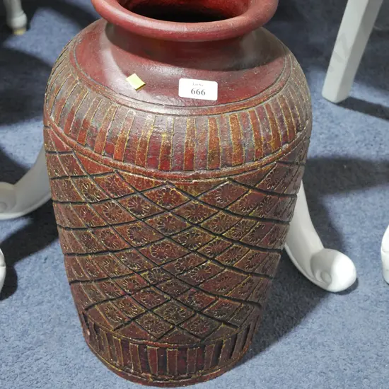 Pottery vase