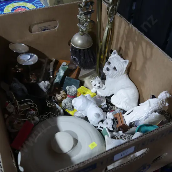 Dog ornaments, brass fire side set etc