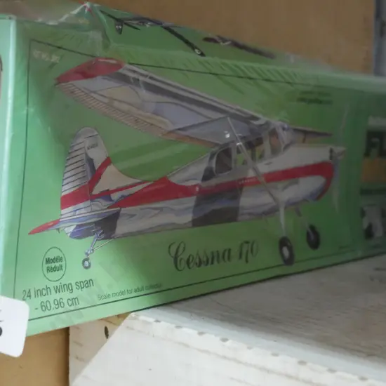 Model plane
