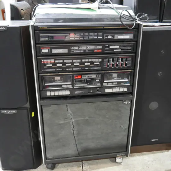 Stereo music system