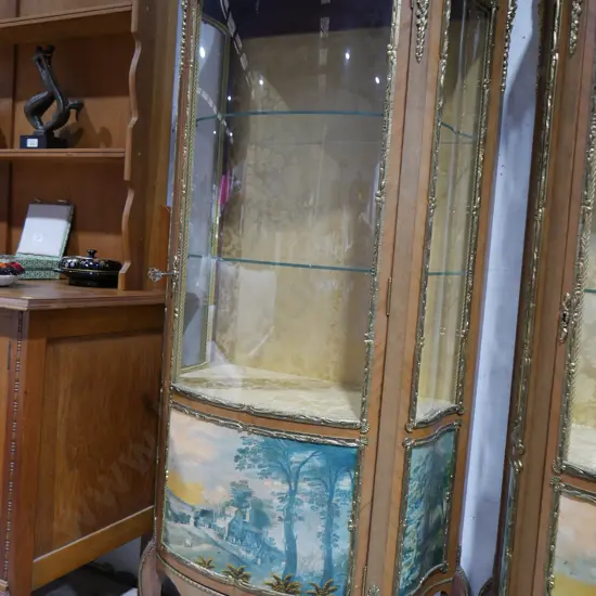 Display cabinet