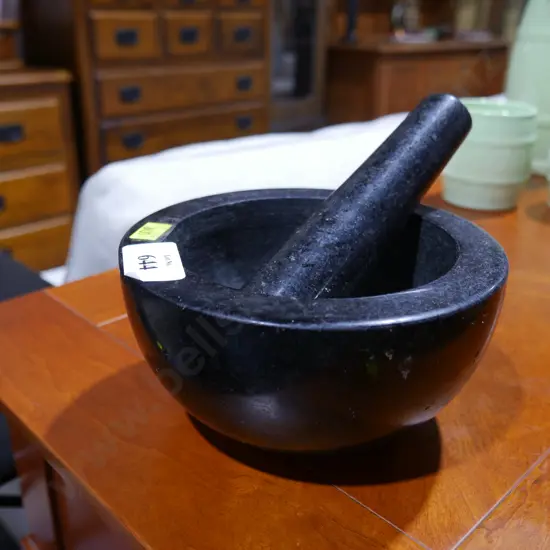 Mortar and pestle