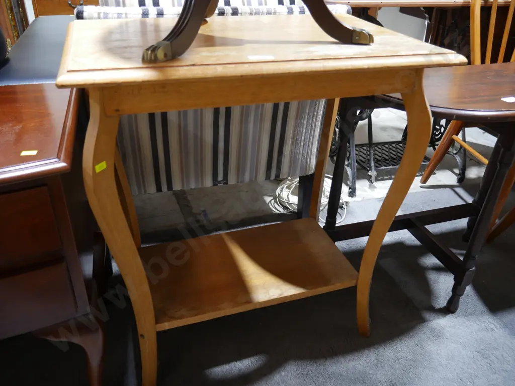 Hall table Image 1++