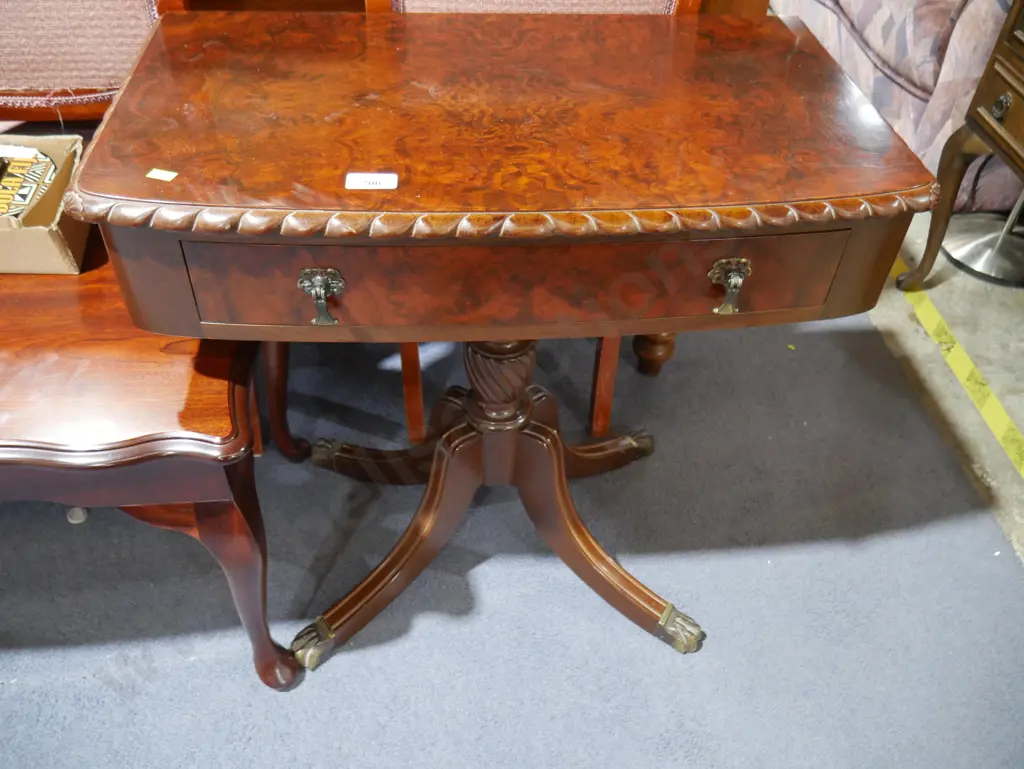 Hall table Image 1++