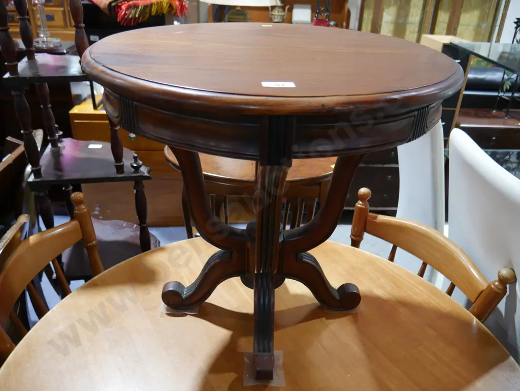 Occasional table Image 1++