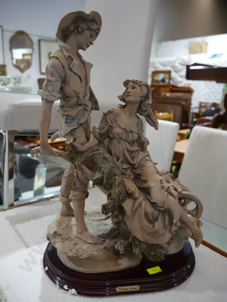 Giuseppe Armani figurine Image 1++