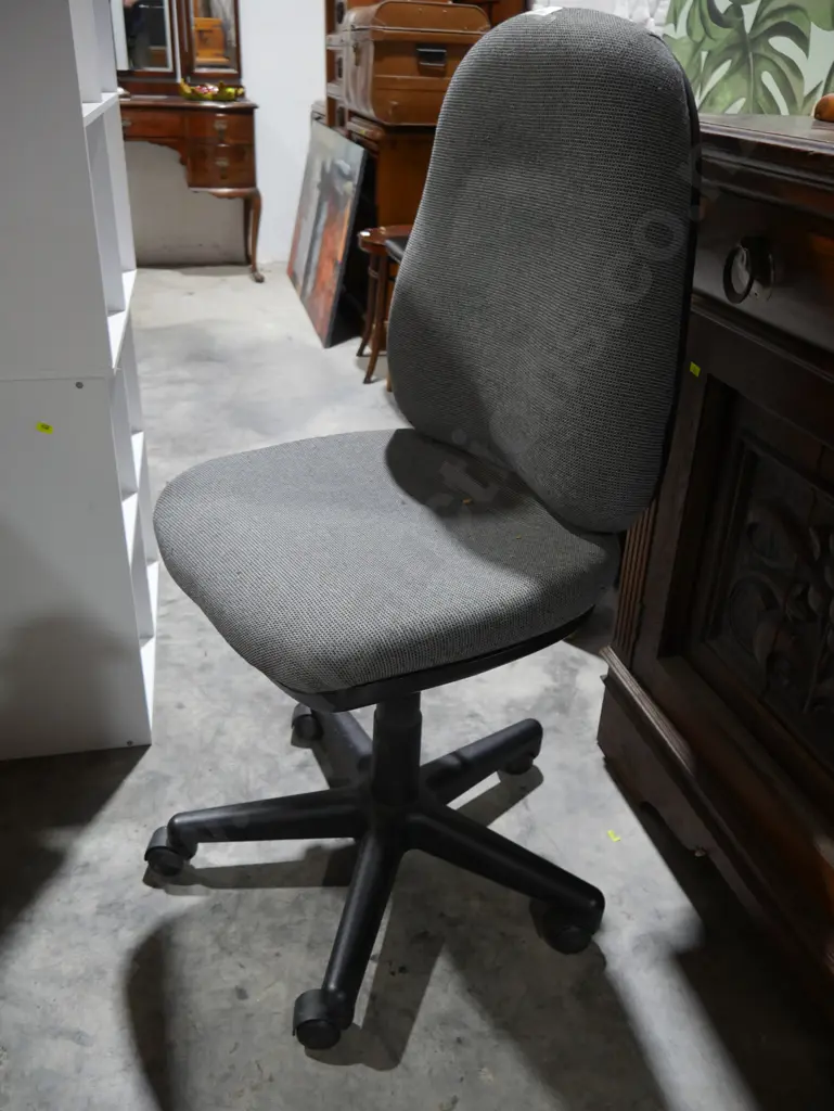 Office chair Image 1++