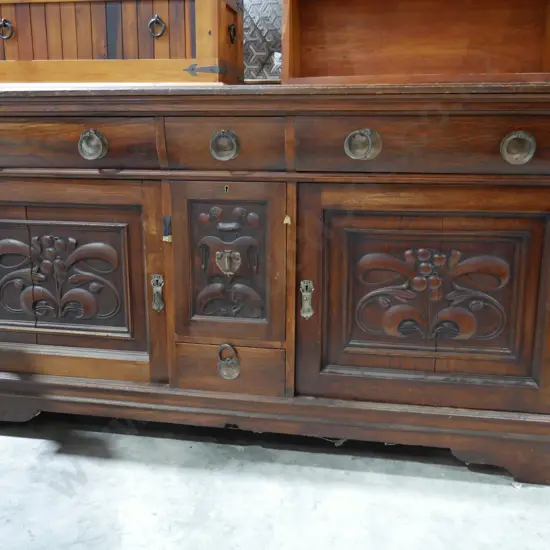 Sideboard