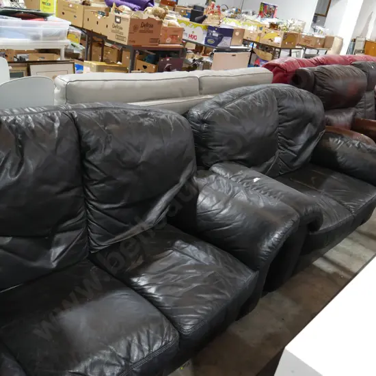 2 piece leather lounge suite