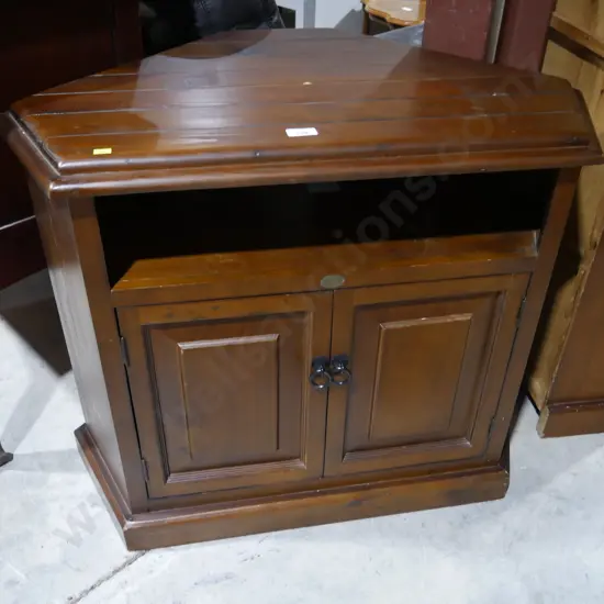 Corner tv cabinet