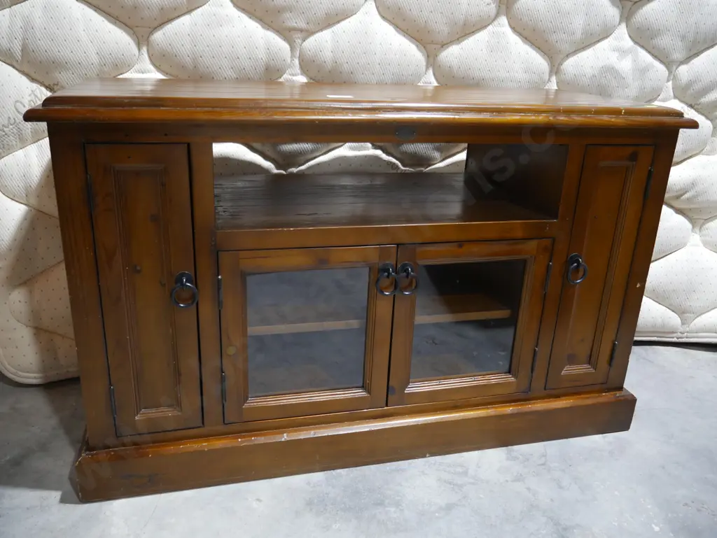 Entertainment unit Image 1++